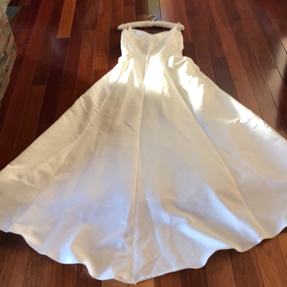 Eden Brides Elegantly Beaded Wedding Gown, 12 - Picture 6 of 13